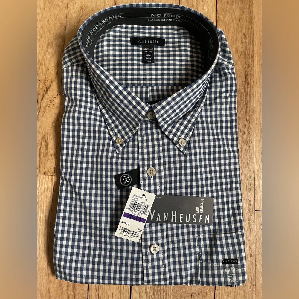 NWT Van Heusen Men's Navy and White Plaid Long Sleeve Shirt - Size XXL